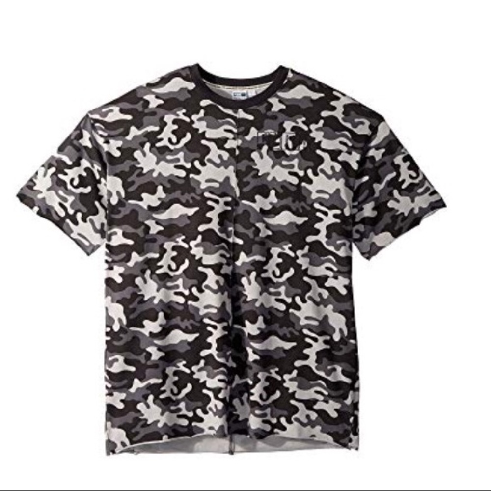 🆕 Puma Elemental Tee Shirt  Camouflage